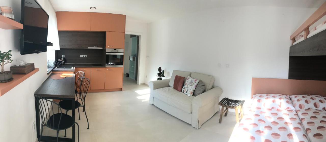 U Cepicku Apartment Nymburk Bagian luar foto
