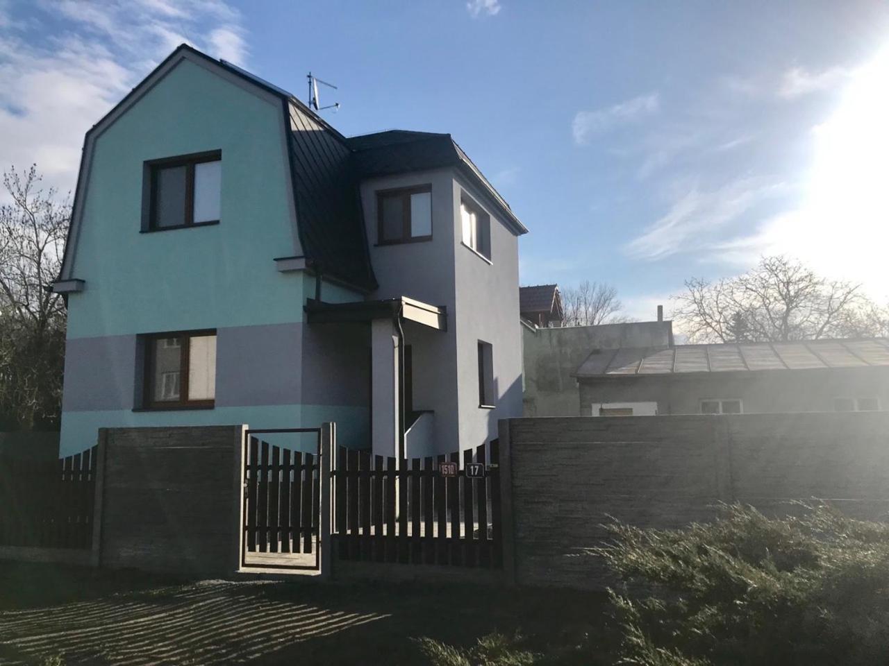 U Cepicku Apartment Nymburk Bagian luar foto